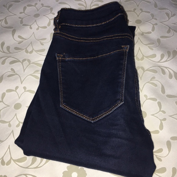 Jeans - Picture 2 of 4